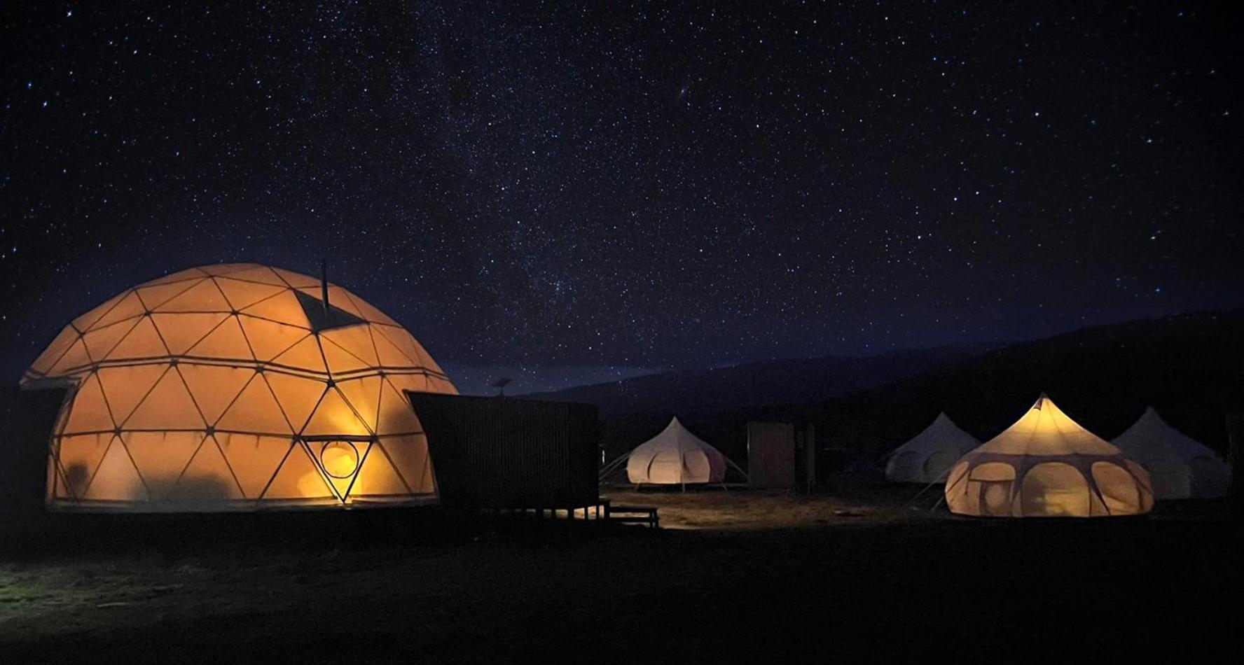 Chilenativo Riverside Camp Torres del Paine National Park Exterior photo